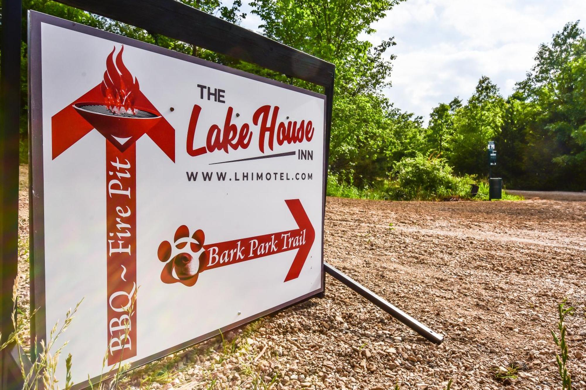 The Lake House Inn Laurie Exteriör bild